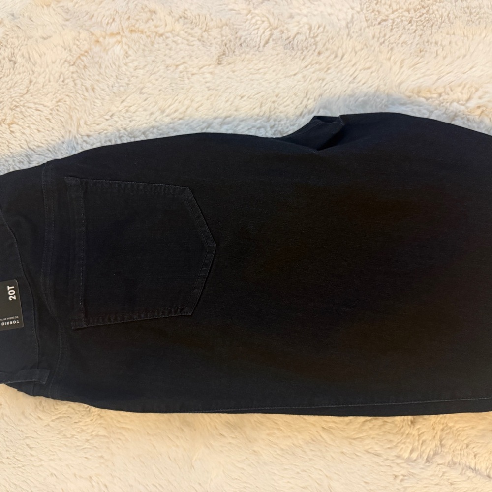 Women’s Torrid Dark Blue/ Black Skinny Jeggings